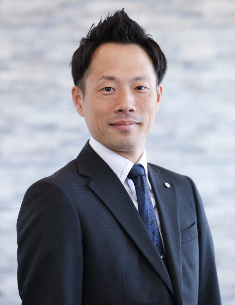 スタッフ紹介_小柳陽平様